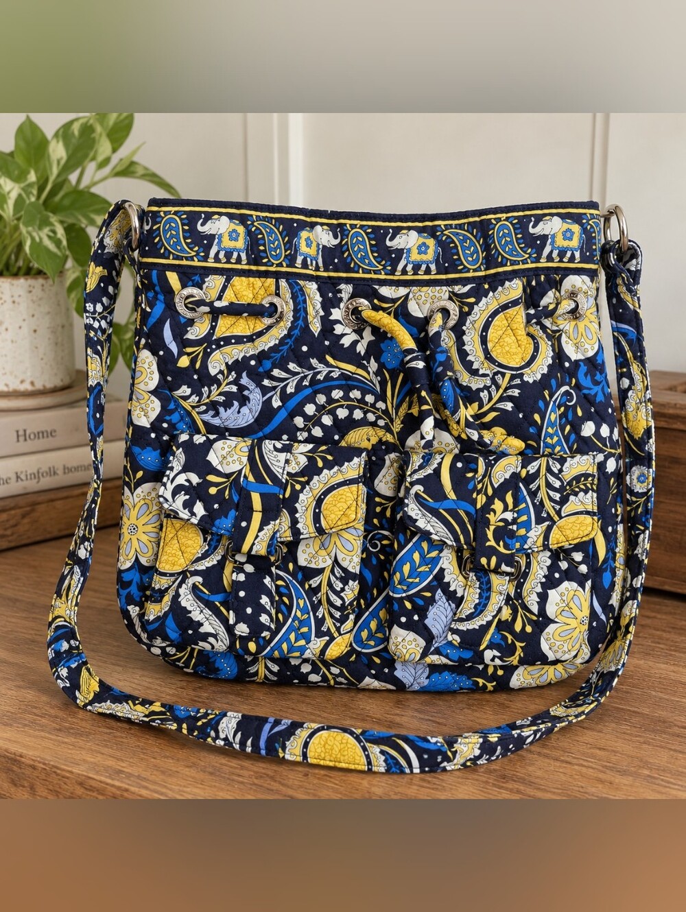 Vera Bradley "Ellie Blue" Retired Cross Body